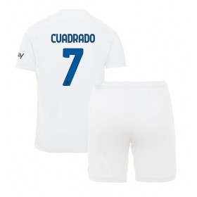 Inter Milan Juan Cuadrado #7 Borta Kläder Barn 2023-24 Kortärmad (+ Korta byxor)